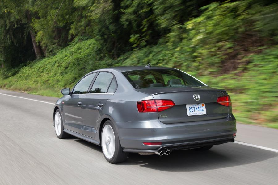  Volkswagen Jetta GLI (Typ 1B) 2015 года  (NA) (фото 34 из 40)